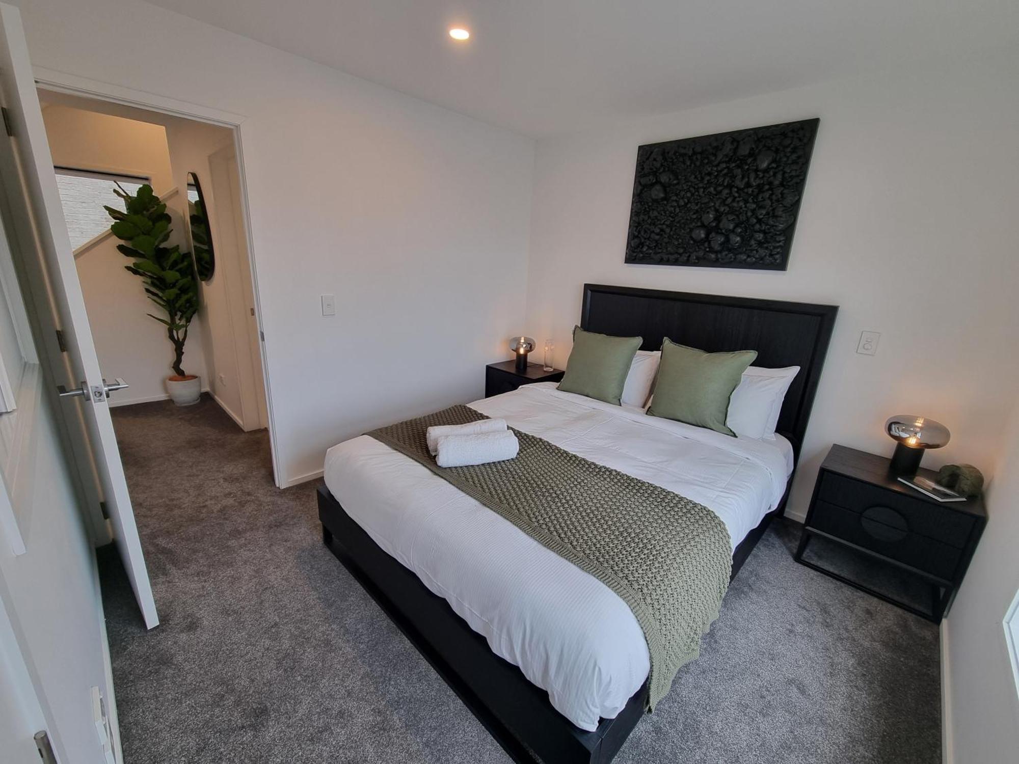 Cloud Nine Elegant Escape Awaits Apartment Christchurch Ngoại thất bức ảnh