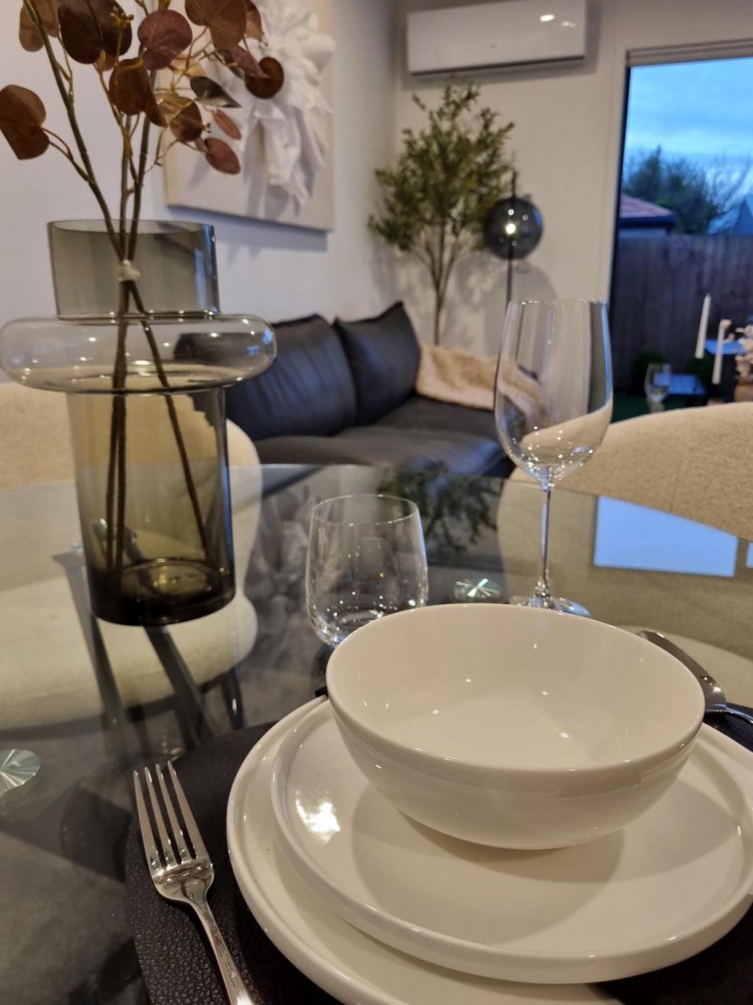Cloud Nine Elegant Escape Awaits Apartment Christchurch Ngoại thất bức ảnh